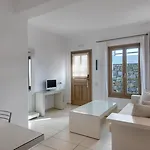 Lithos By Spyros & Flora Hotel