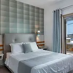 Lithos By Spyros & Flora Hotel