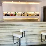 斯派罗斯&弗洛拉力托斯酒店 4* Agios Ioannis Diakoftis