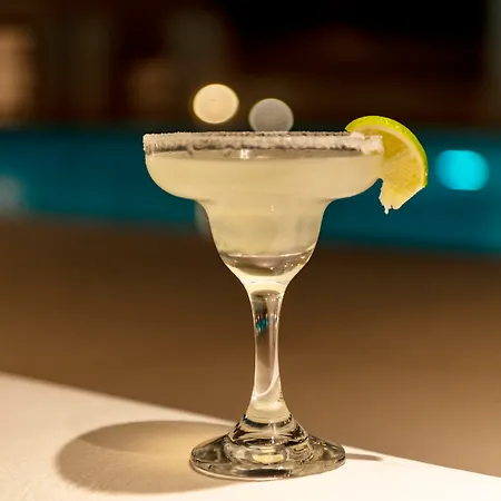 ليثوز باي سبيروس&فلورا 4*