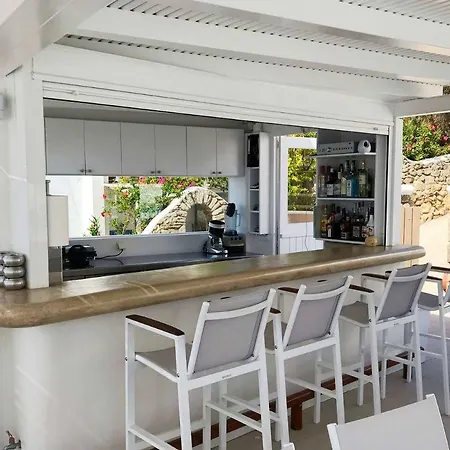 Lithos By Spyros & Flora Hotel