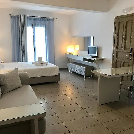 Lithos By Spyros & Flora Hotel 4*