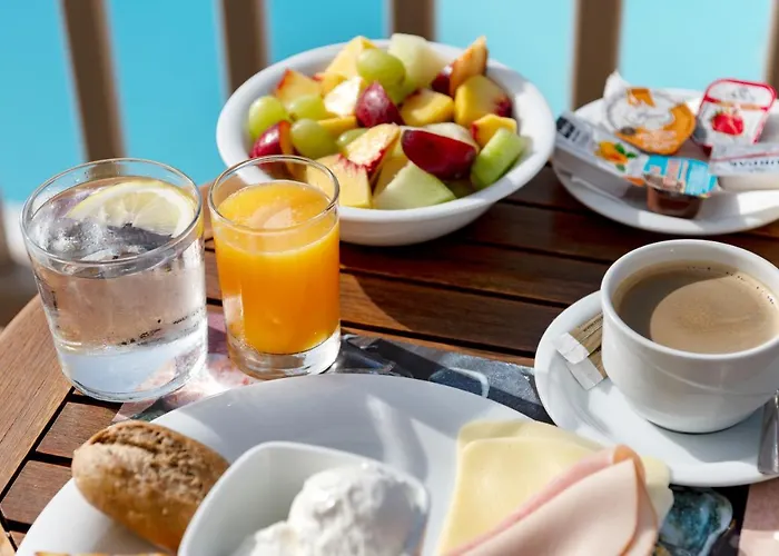 ليثوز باي سبيروس&فلورا Agios Ioannis Diakoftis