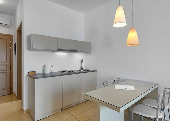 Hotell Lithos By Spyros & Flora 4*