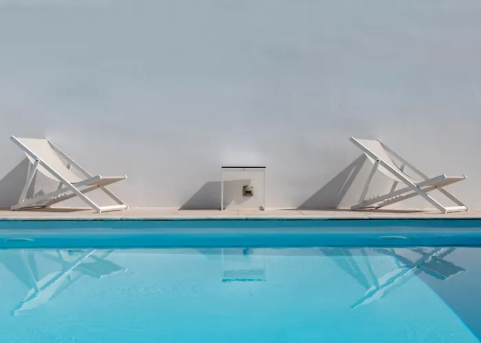 Hotell Lithos By Spyros & Flora 4*