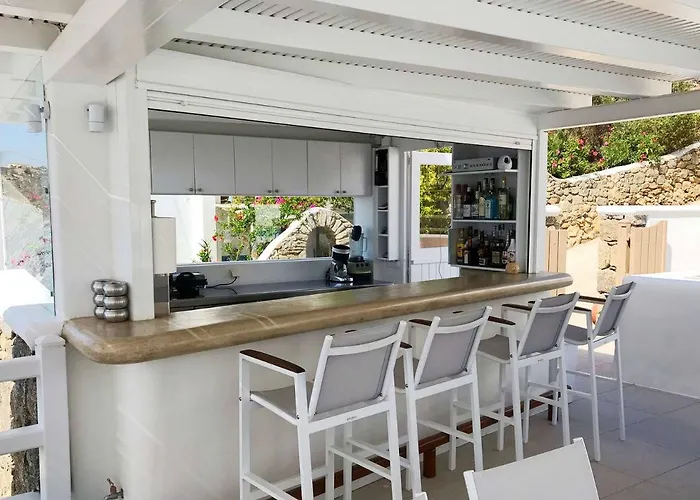 Lithos By Spyros & Flora Hotel